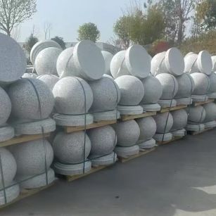 杭州 白麻花岗岩石材圆球，石球，挡车球，隔离球，景观石球，风水球等