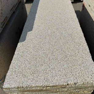 杭州 黄金麻花岗岩荔枝面毛板，半成品