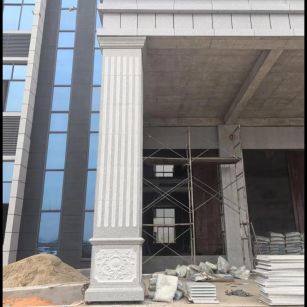 杭州 芝麻白光面花岗岩门楼大柱（罗马柱）配雕花底座