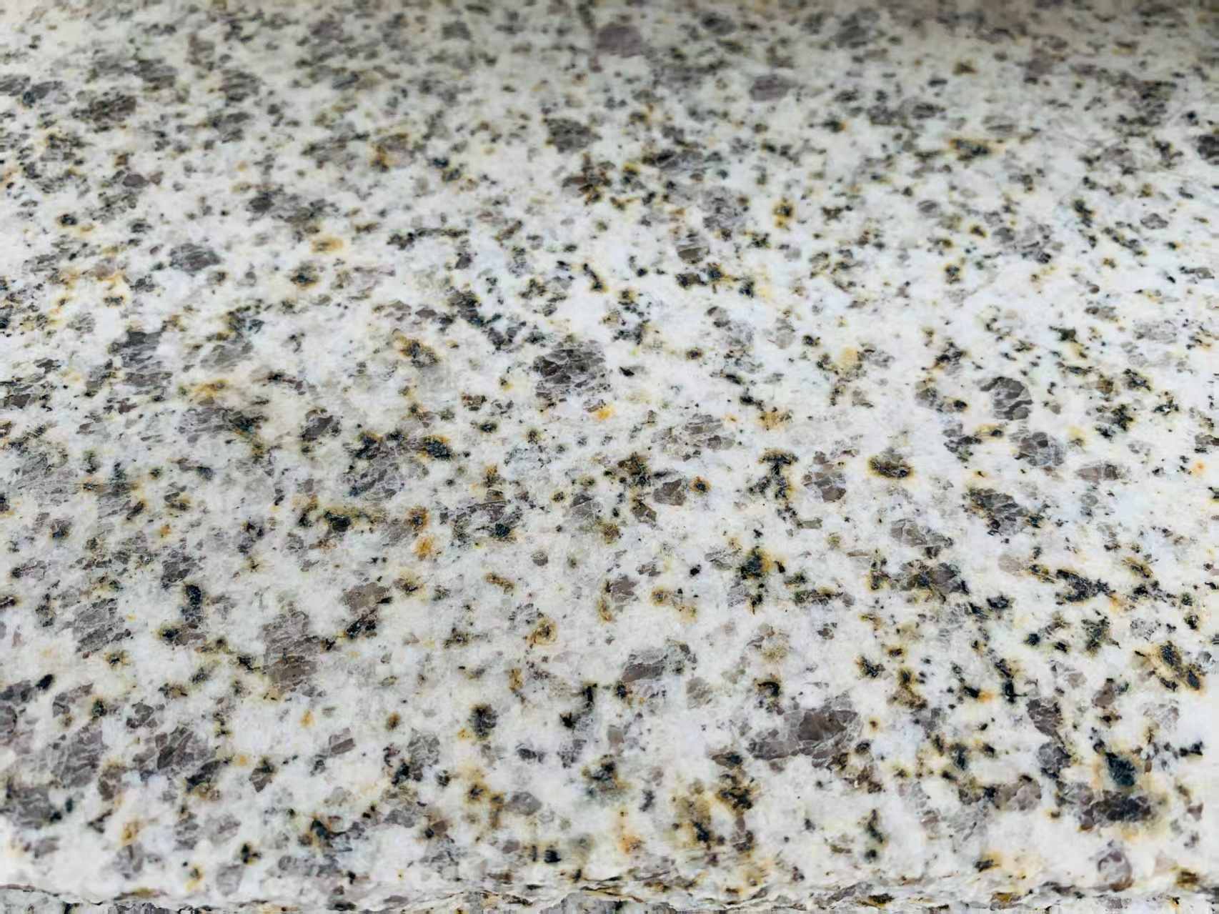 杭州 黄金麻花岗岩石材浅黄光面