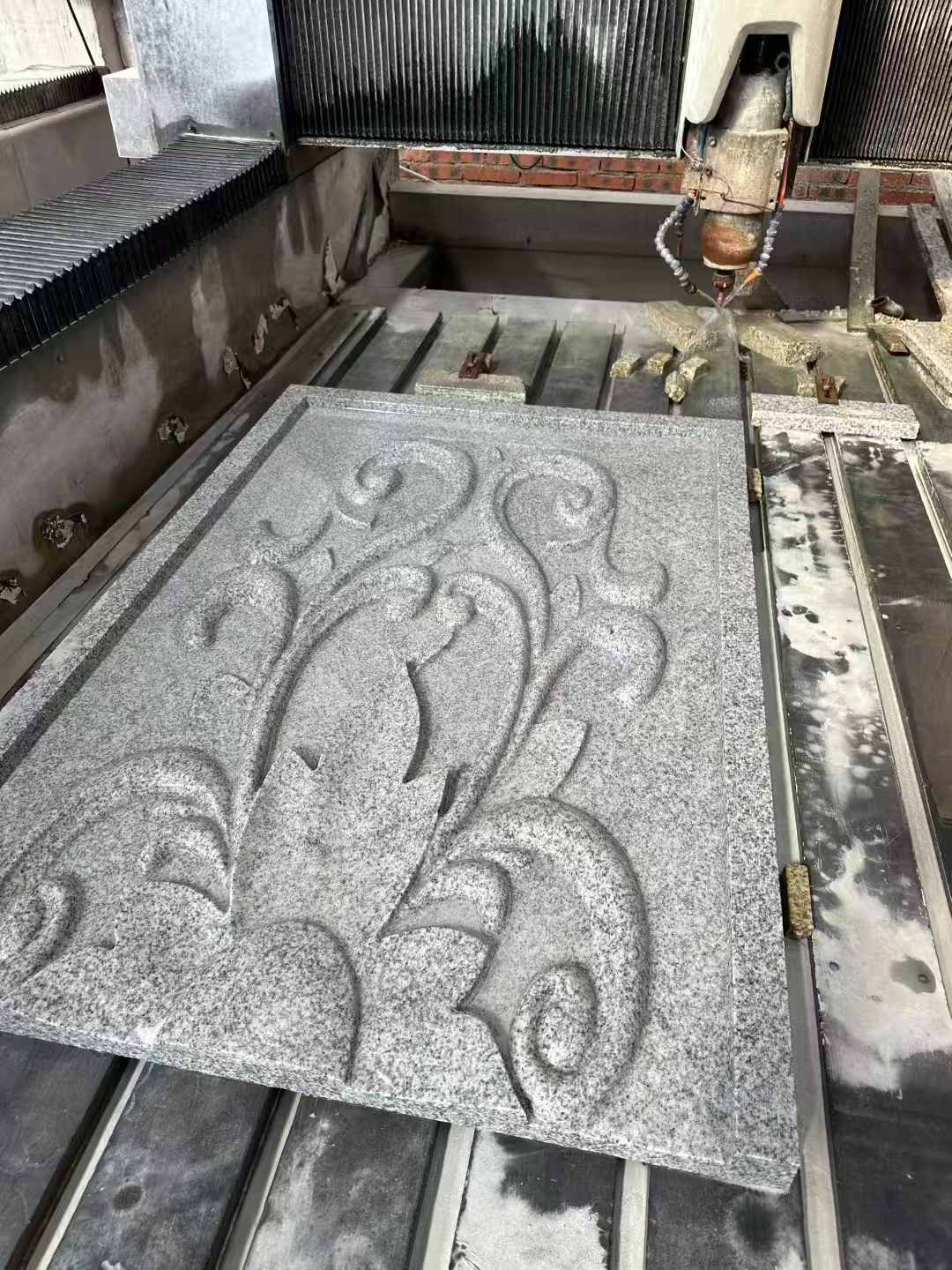 杭州 白麻别墅干挂雕花板