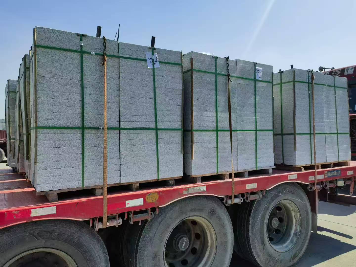 杭州芝麻白花岗岩出货日常地铺石