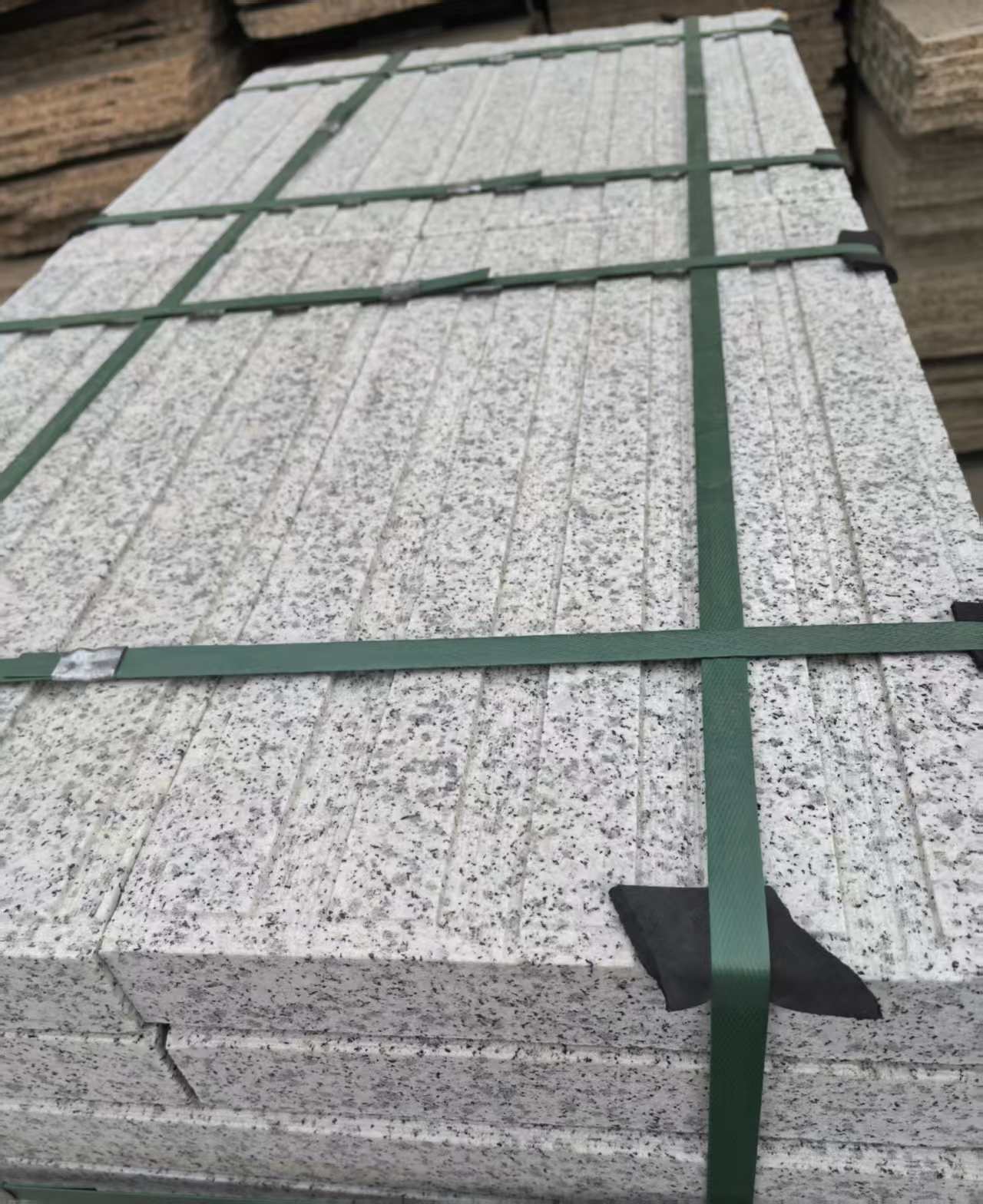 杭州 白麻花岗岩直行盲道石，盲条，地铺石