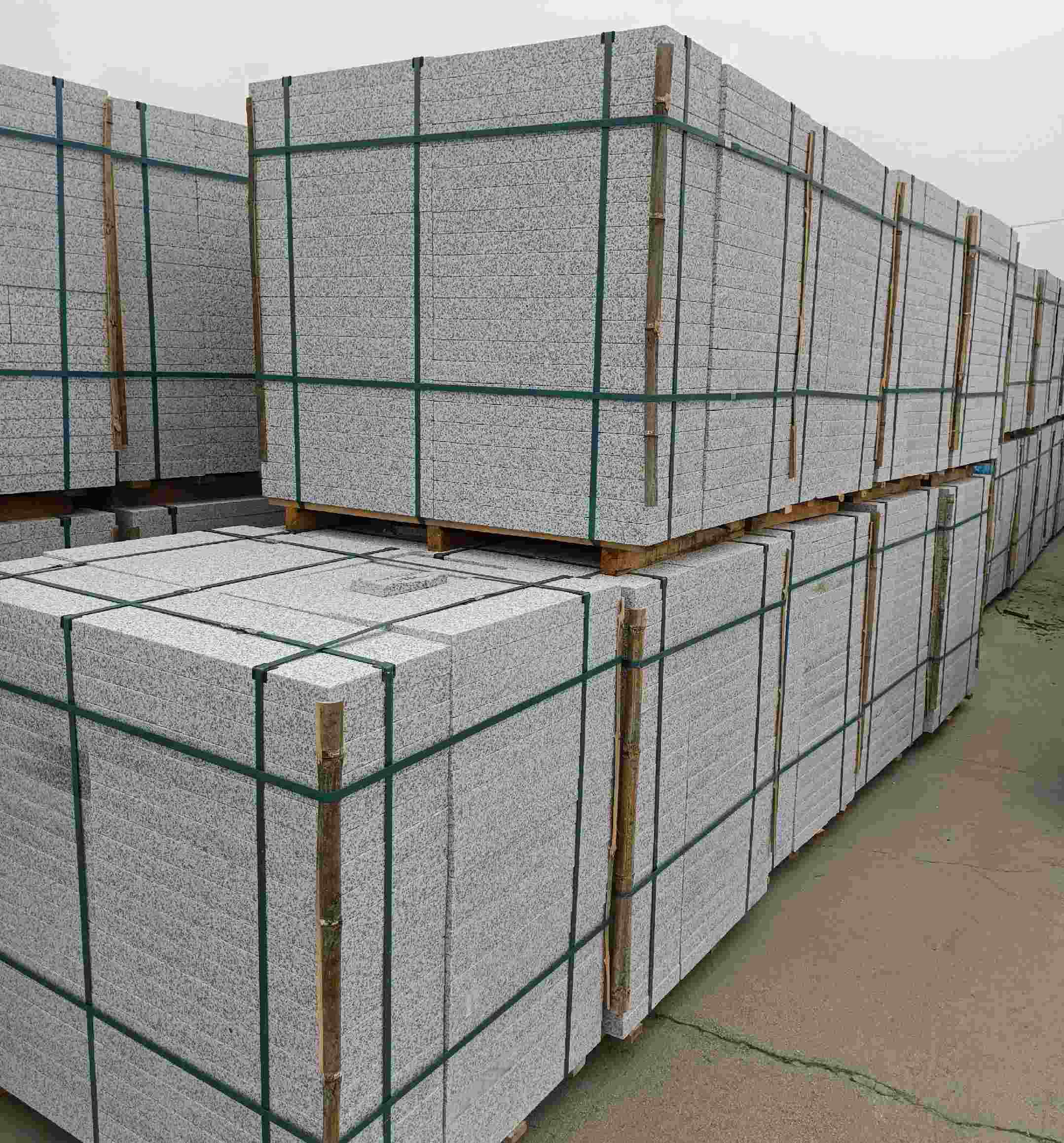 杭州 白麻花岗岩石材荔枝面地铺石（300*600*50）