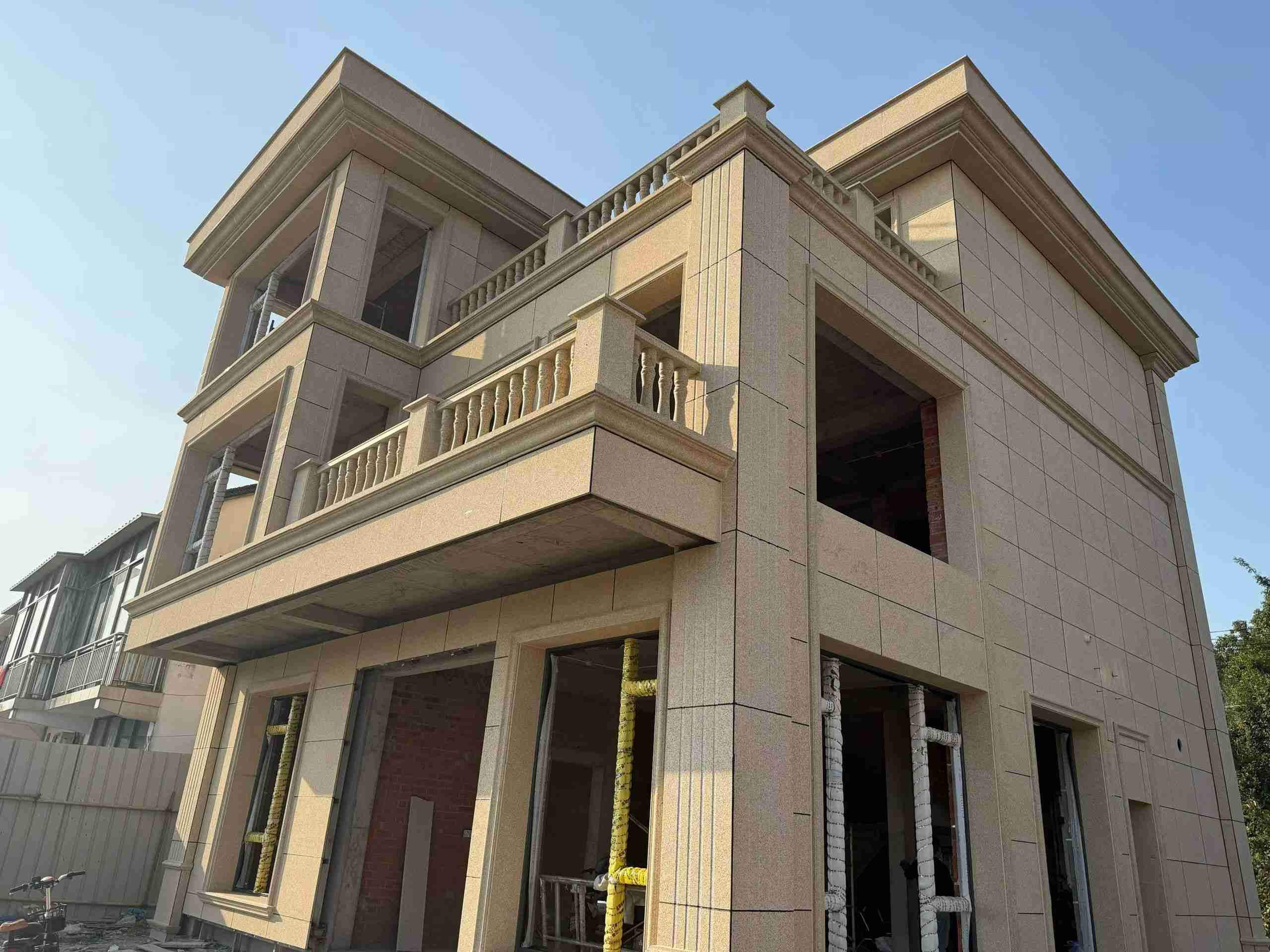 杭州 黄金麻花岗岩石材荔枝面外墙干挂效果展示