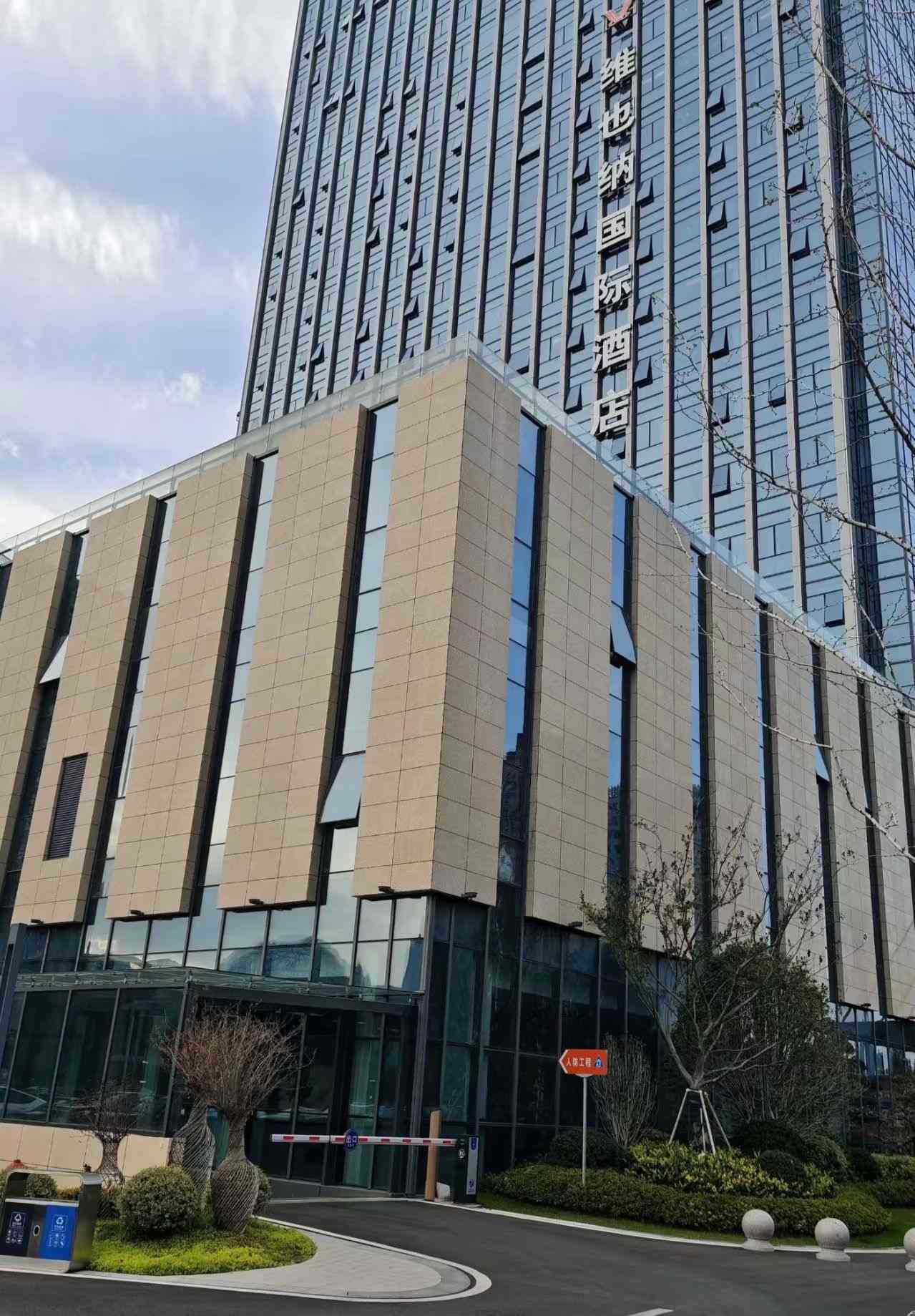 杭州 黄金麻花岗岩外墙干挂