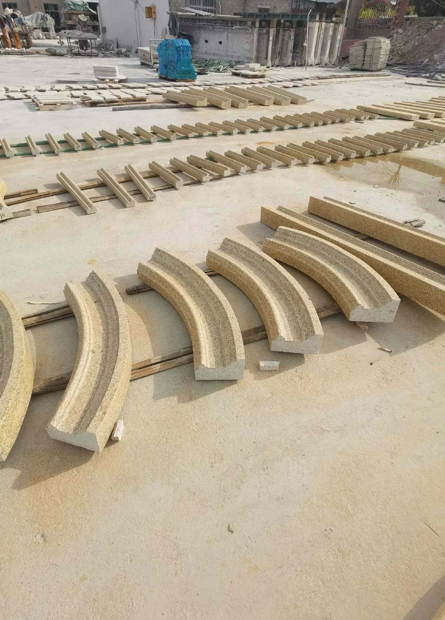 杭州 黄金麻花岗岩别墅线条