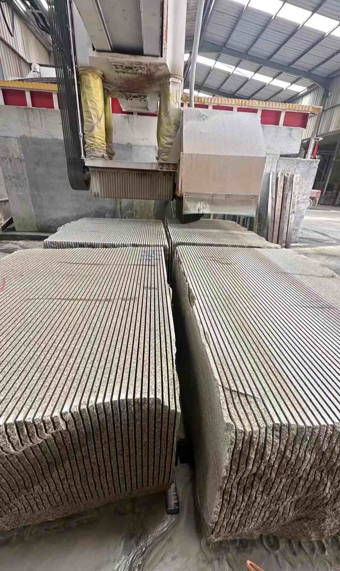 杭州 车间生产日常，黄金麻白麻花岗岩