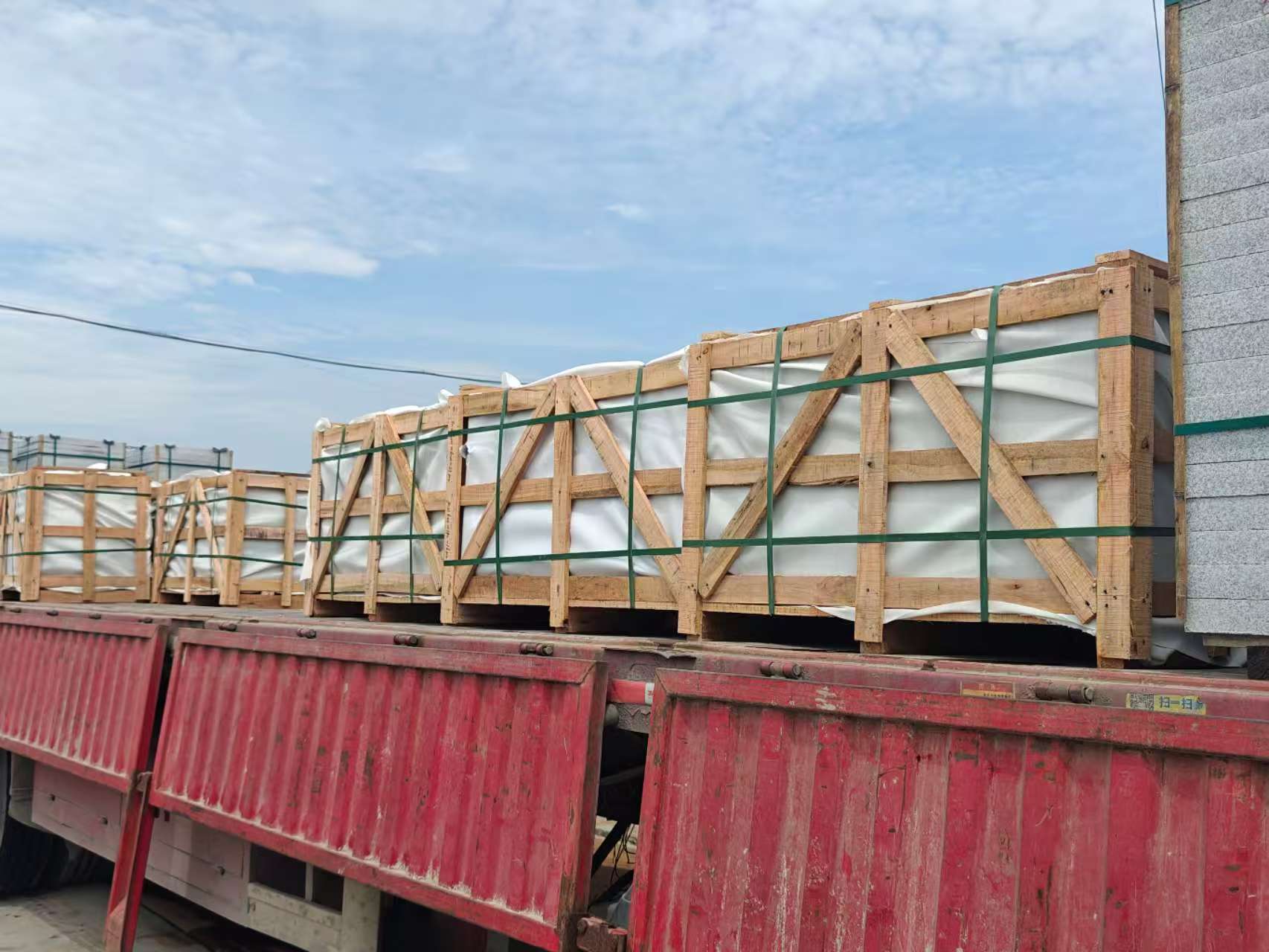 杭州 芝麻白花岗岩地铺石出口专车-泰国游