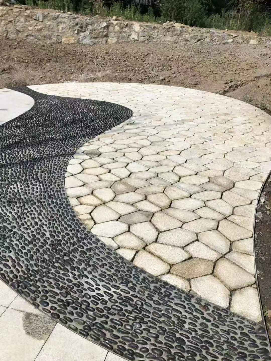 杭州 黄金麻冰裂纹地铺石工地铺装案例