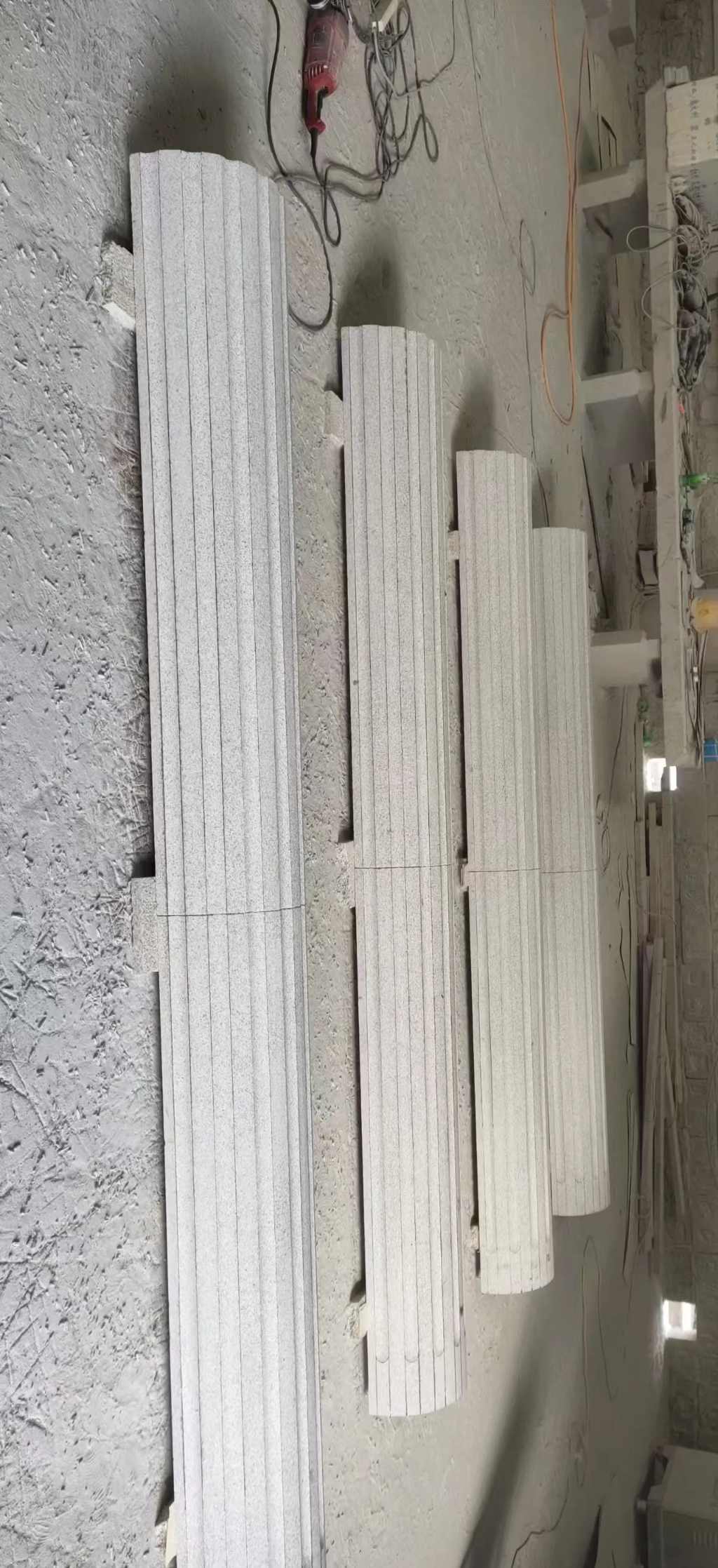 杭州 花岗岩厂家带你看白麻花岗岩门楼大柱柱皮