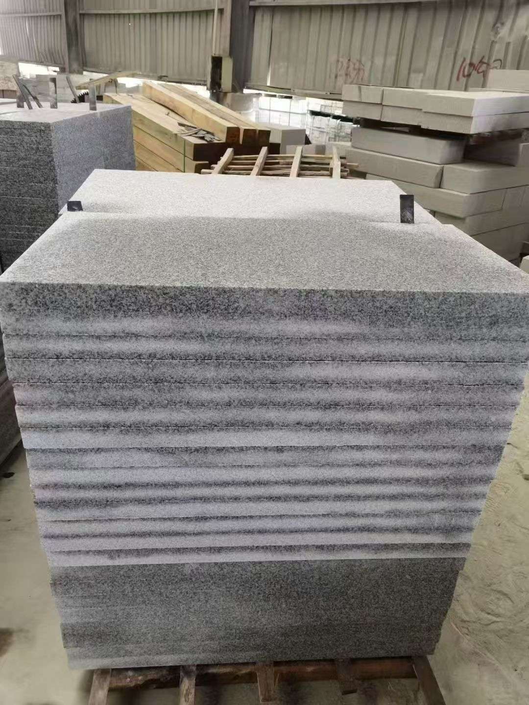 杭州 芝麻白5公分火烧地铺成品，900*400，规格可定制