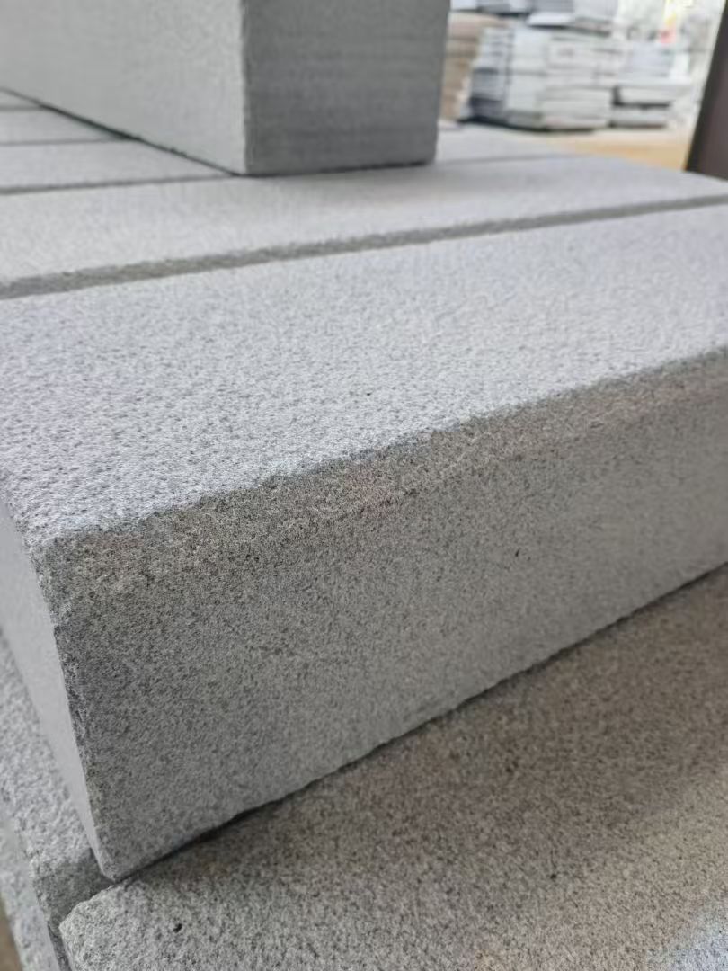 杭州 芝麻灰荔枝面路沿石