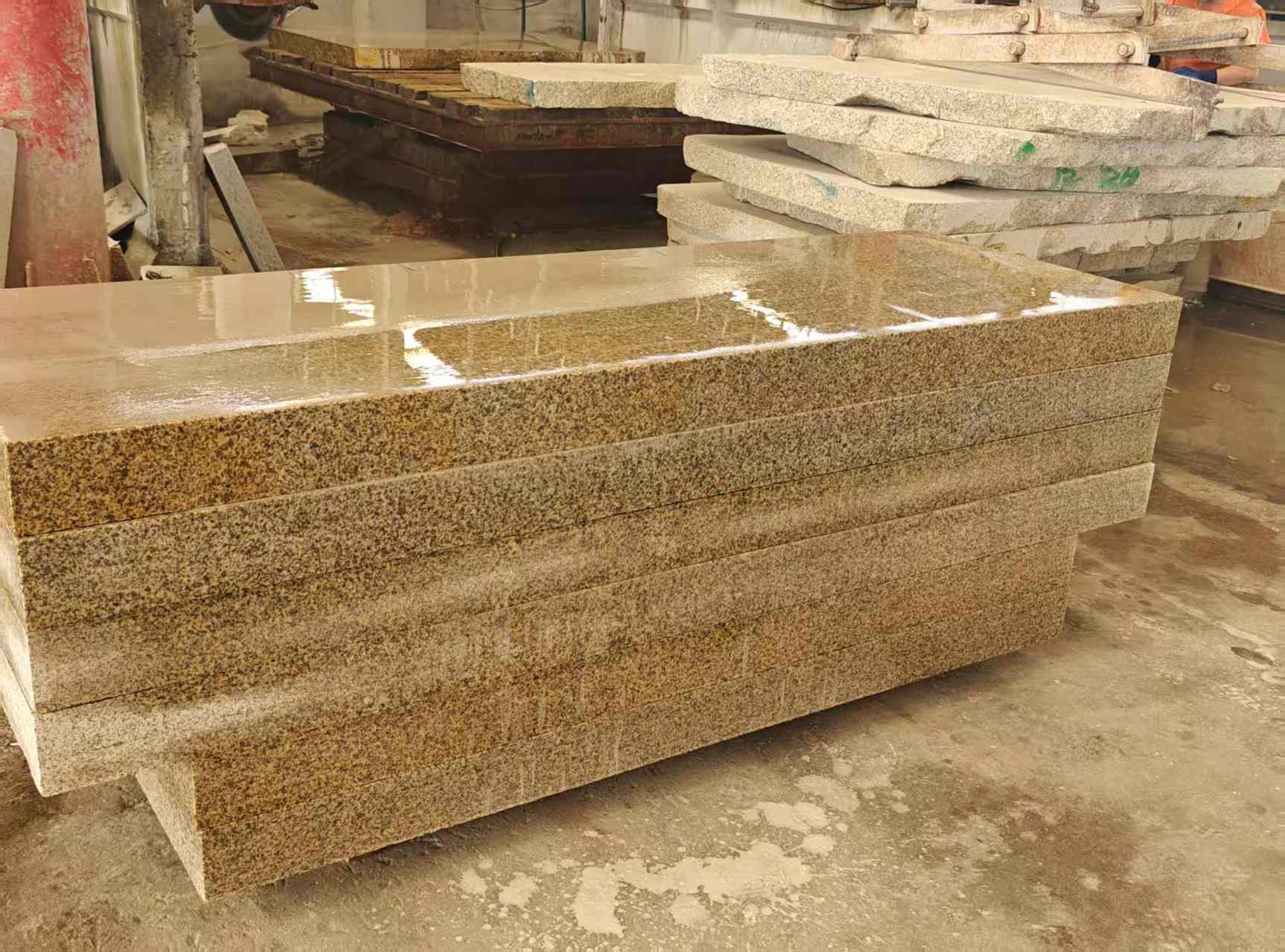 杭州 黄金麻栏杆料半成品加工中